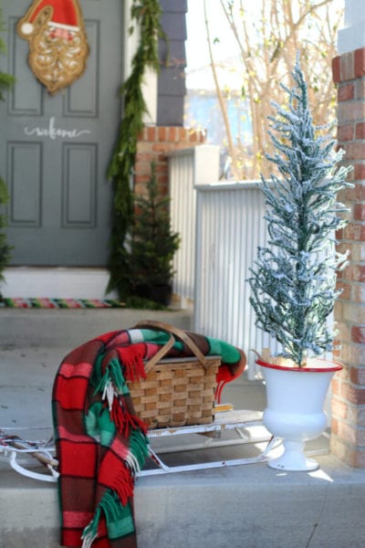 Christmas On The Porch » The Tattered Pew