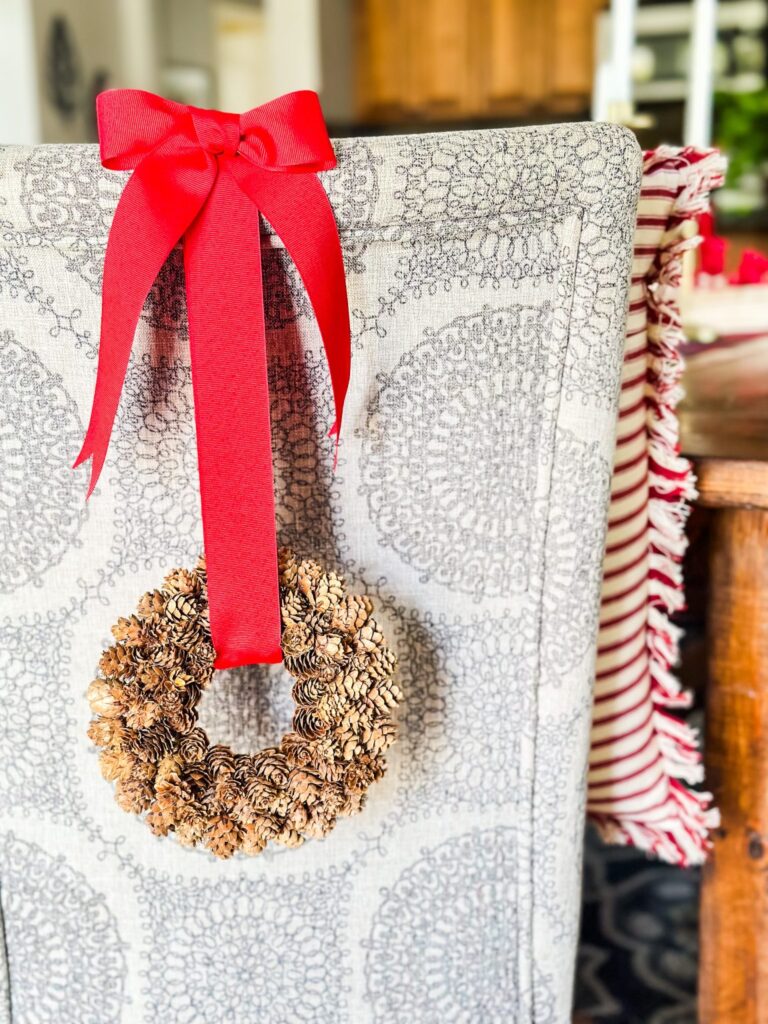 Easy and Beautiful Christmas Gift Wrapping Ideas - cottage in the mitten