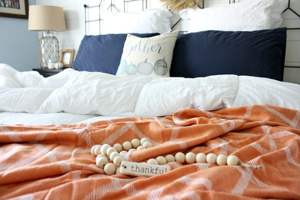 Decorating Idea For Bedroom Fall