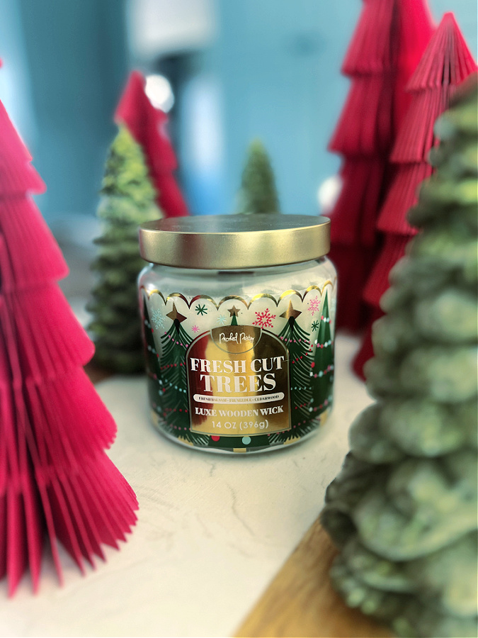 Packed Party Fresh Cut Trees candle