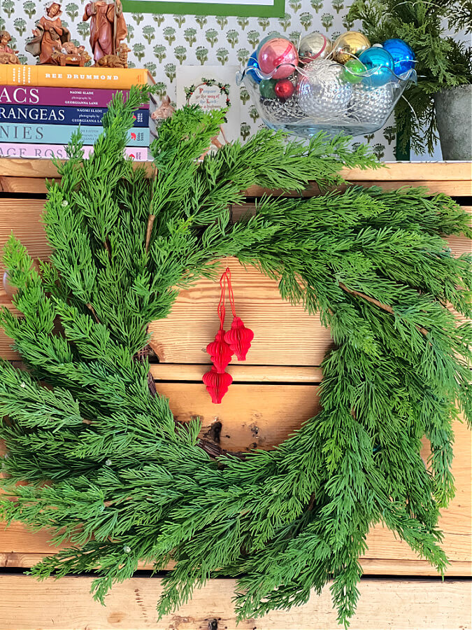 greenery wreath closeup