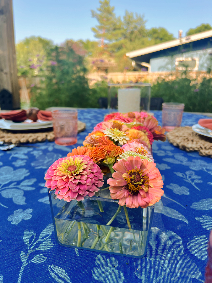 End of Summer Tablescape zinnia arrangement