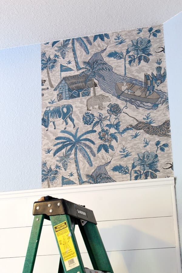 A beginners guide to wallpapering...after the first strip it's smooth sailing!