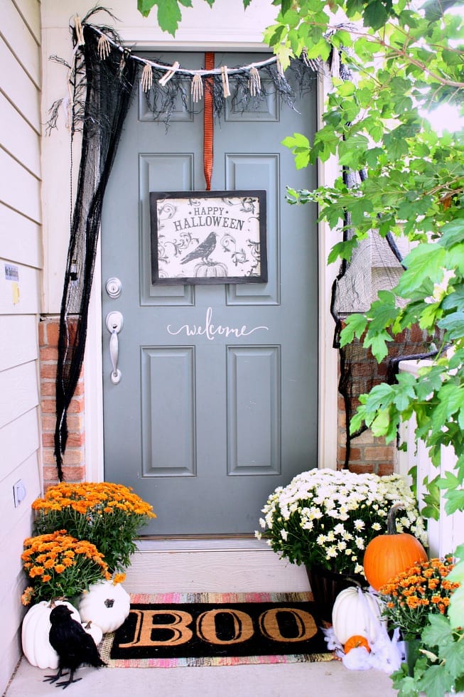 Halloween Decorating Ideas For Your Porch » The Tattered Pew