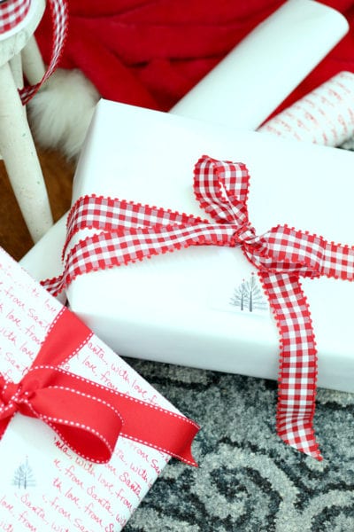 Simple and Pretty Christmas Wrapping Ideas » Grow Beauty With Ease